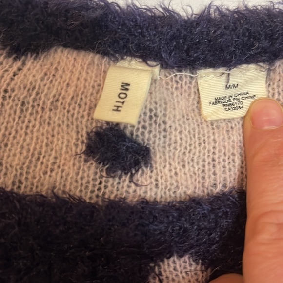 Moth. Sweater. Size M - Picture 2 of 2